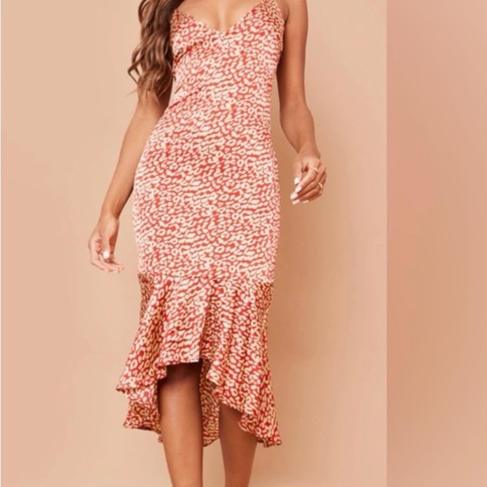 PrettyLittleThing Red and Cream High Low Dress